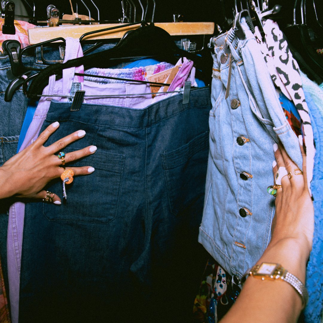 Sourcing Clothing by the POUND?! Your Guide to Goodwill Outlets (PART 1) - Boutique by the Box