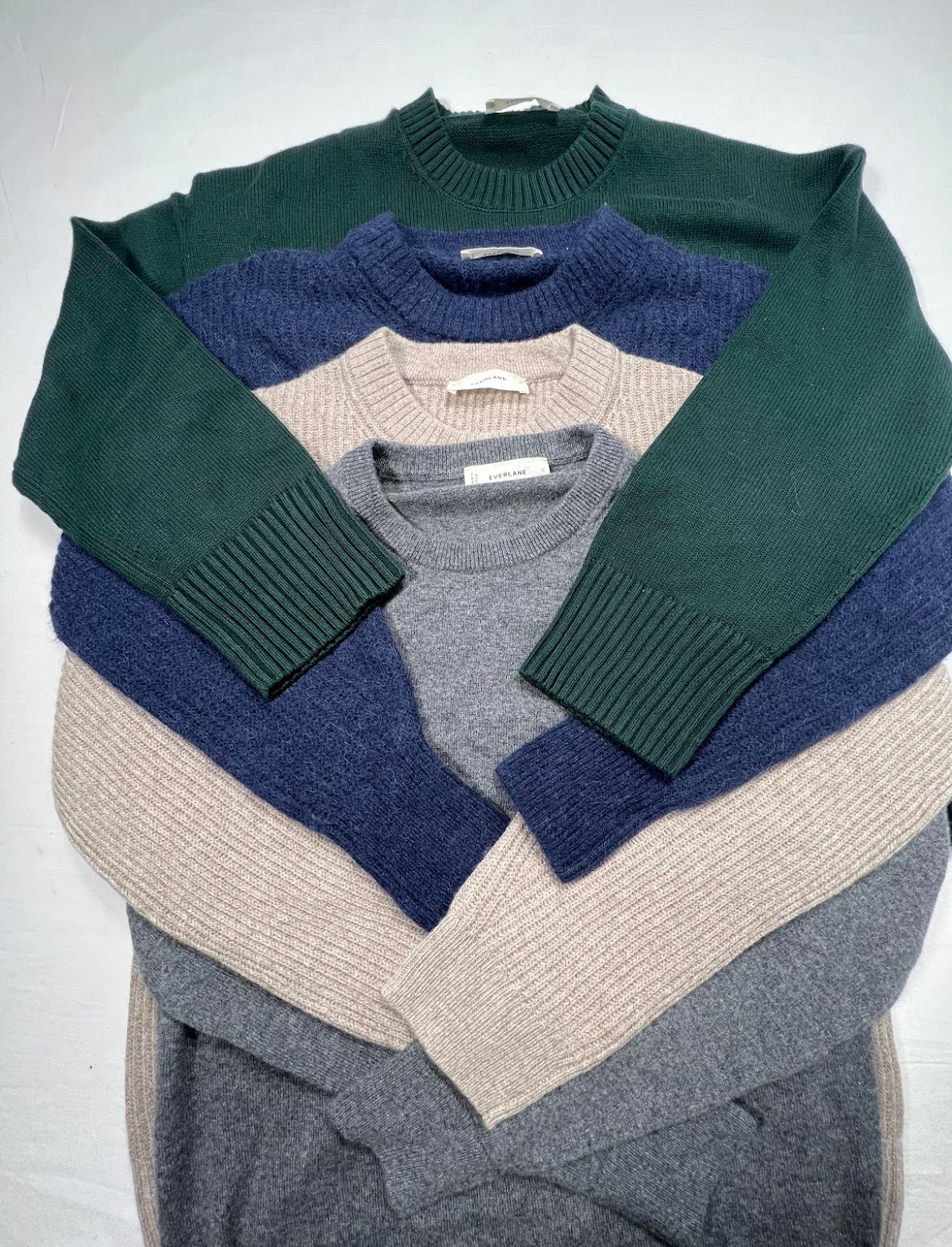 Everlane Sweaters Women's & Men's Clothing NWT/NWOT Returns Wholesale - Boutique by the Box Wholesale for Resellers