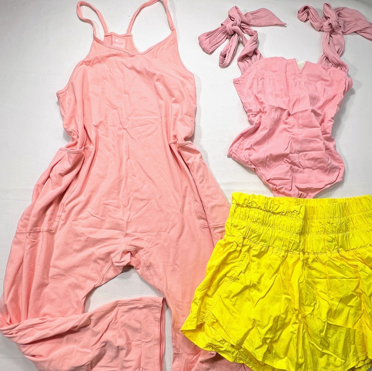 Free People Assorted Women's New/Returns Wholesale - Boutique by the Box Wholesale for Resellers