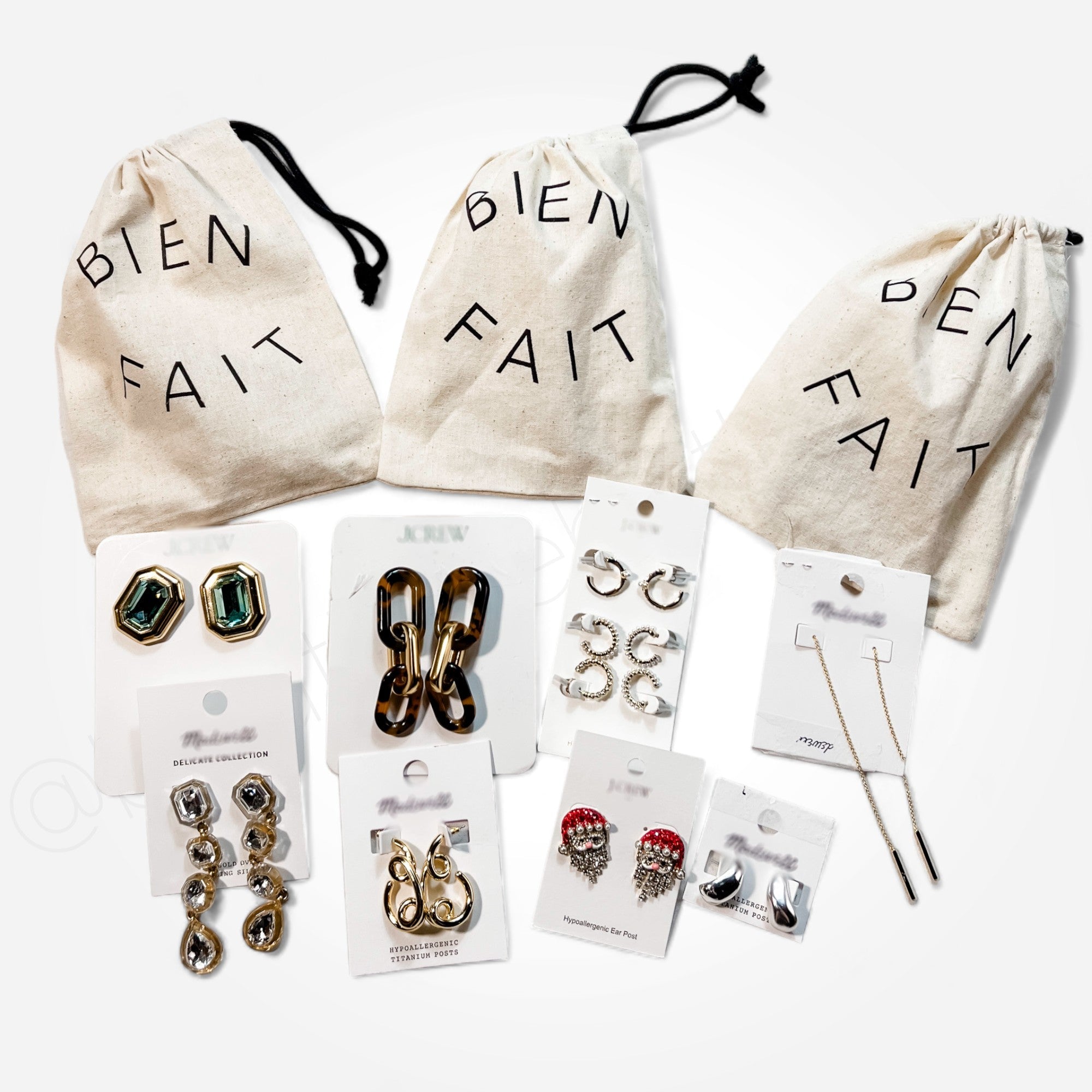 MDWLL + JCRW Jewelry & Accessories New + Customer Returns Wholesale - Boutique by the Box Wholesale for Resellers