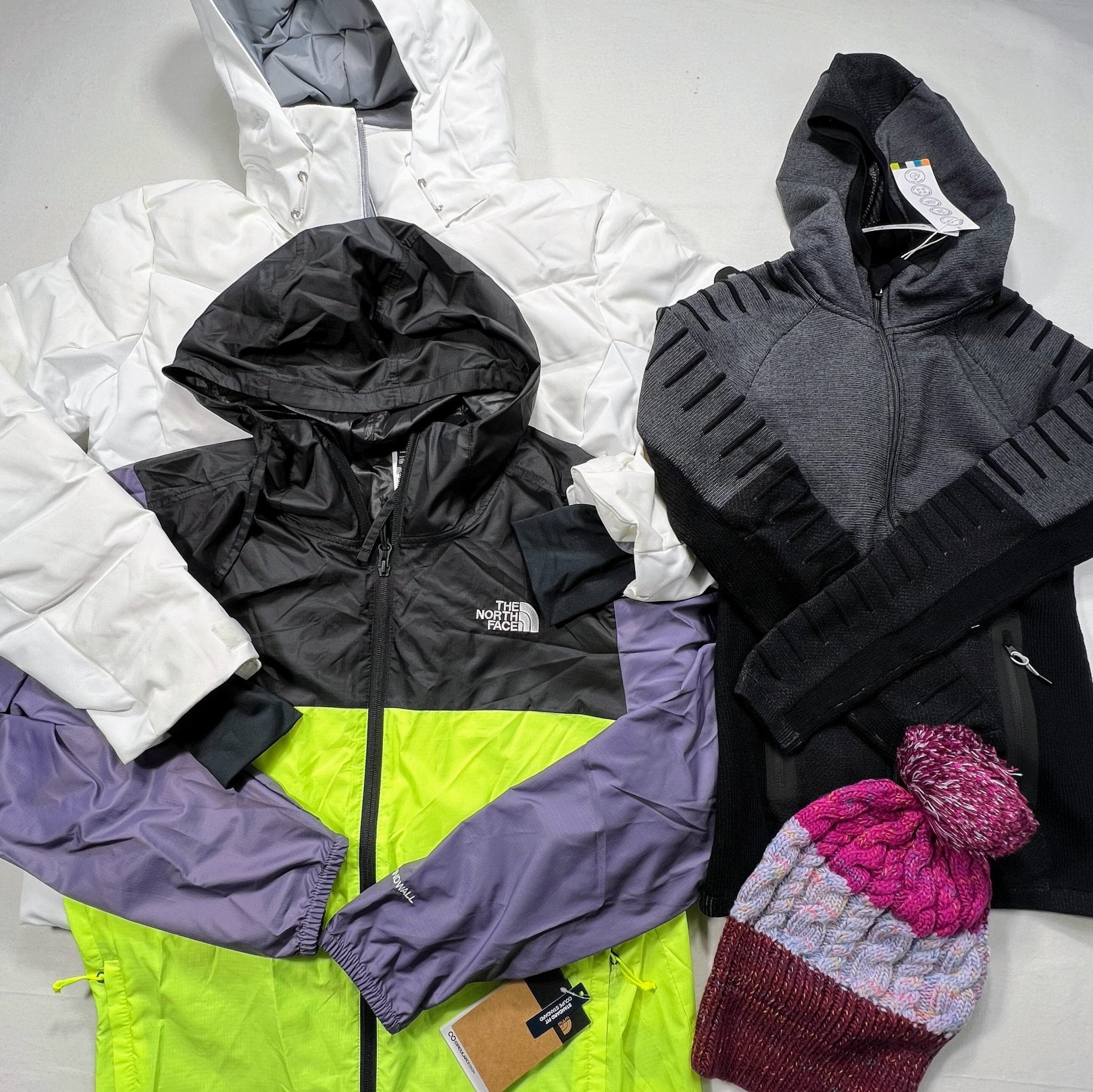 Outdoor Gear: North Face, Obermeyer & Smartwool Assorted New/Returns Wholesale - Boutique by the Box Wholesale for Resellers