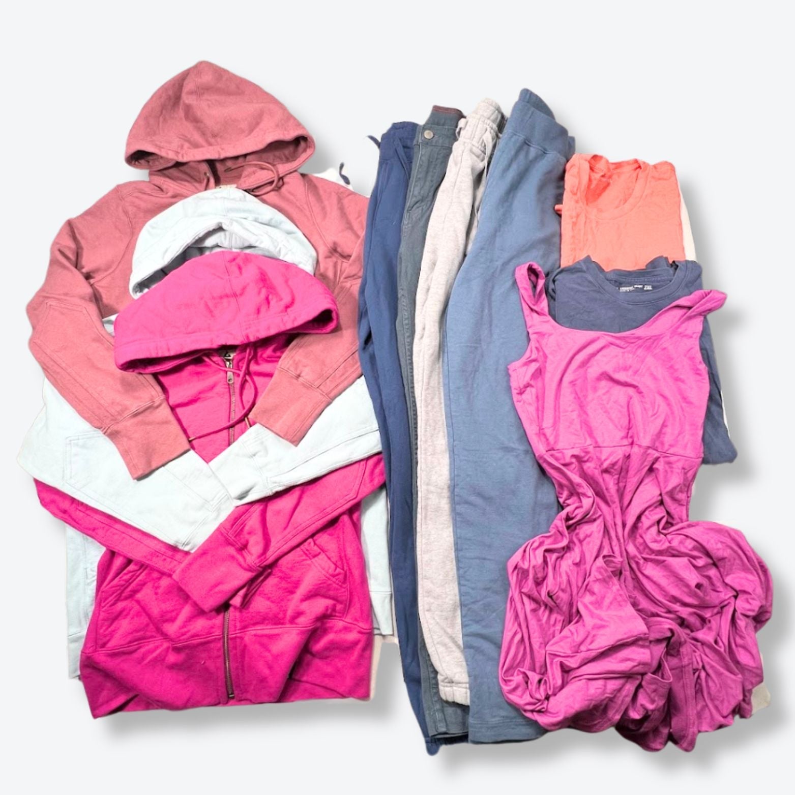 American Giant Women's & Men's Clothing Returns Bulk Wholesale - Boutique by the Box Wholesale for Resellers