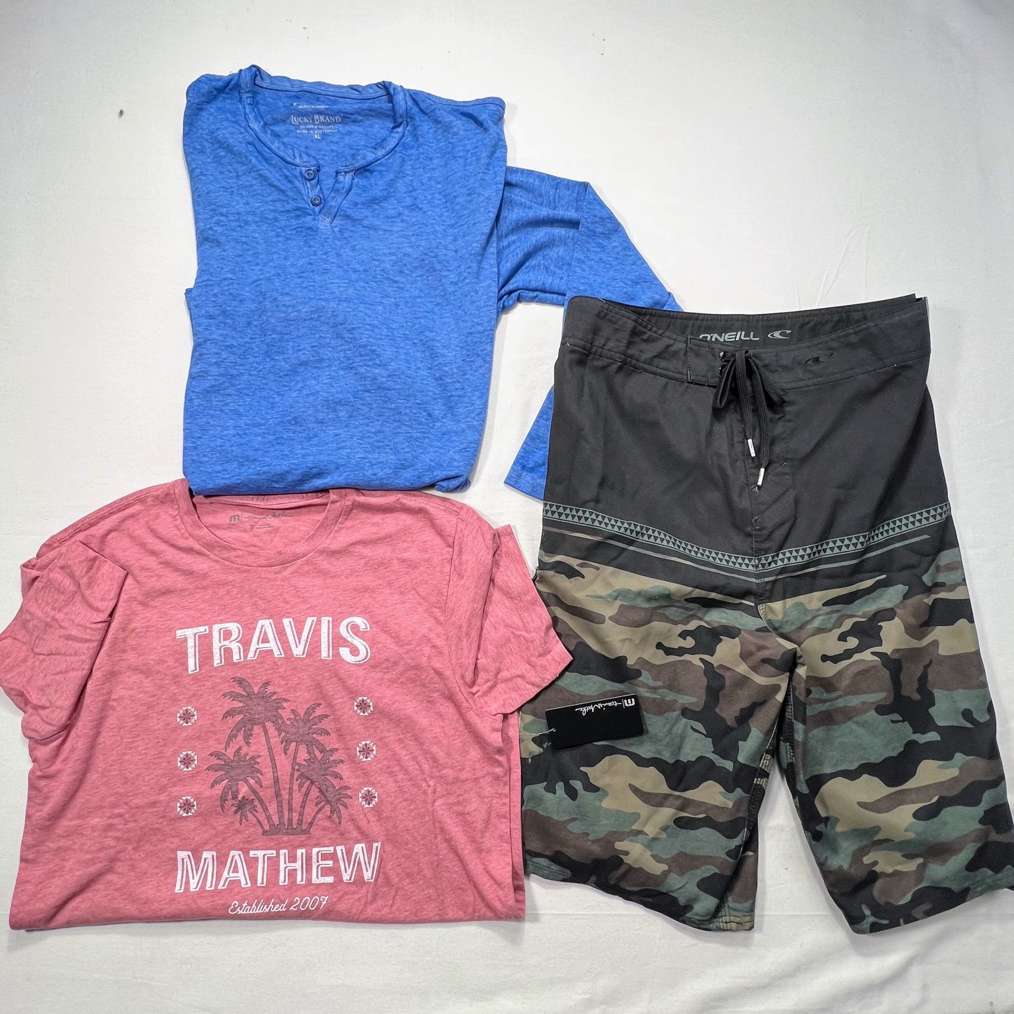 MENSWEAR: Vineyard Vines, Under Armour, Polo Ralph Lauren & more Assorted Clothing New/Returns Wholesale - Boutique by the Box Wholesale for Resellers